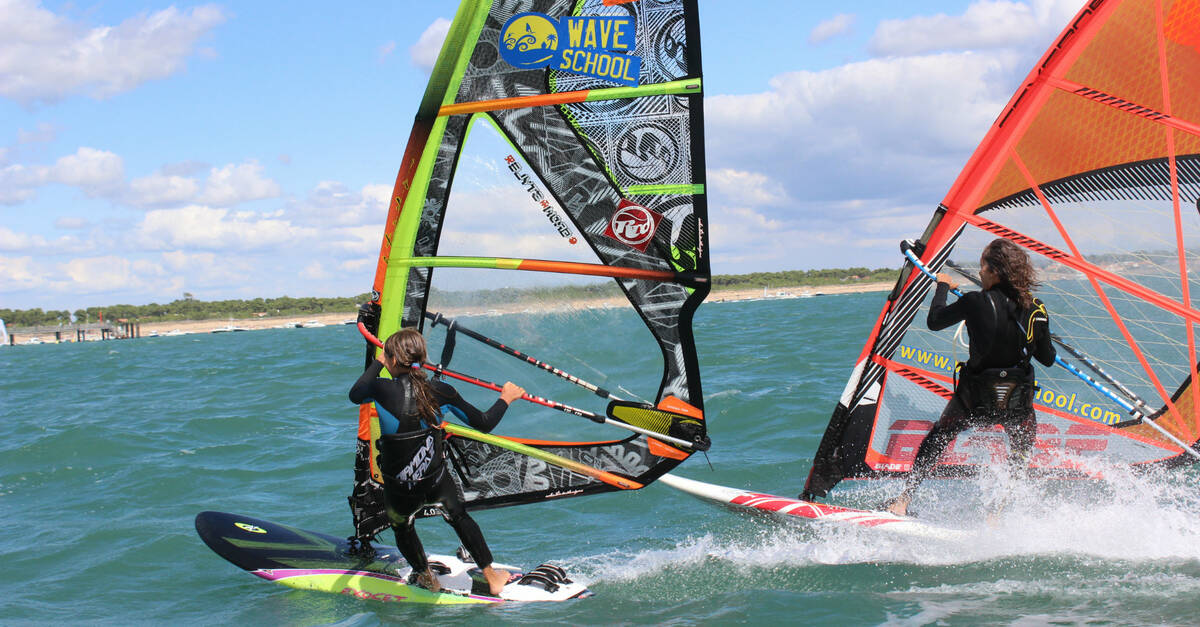 Sports de glisse on se jette l eau Office de Sports de glisse on se jette l eau Office de
